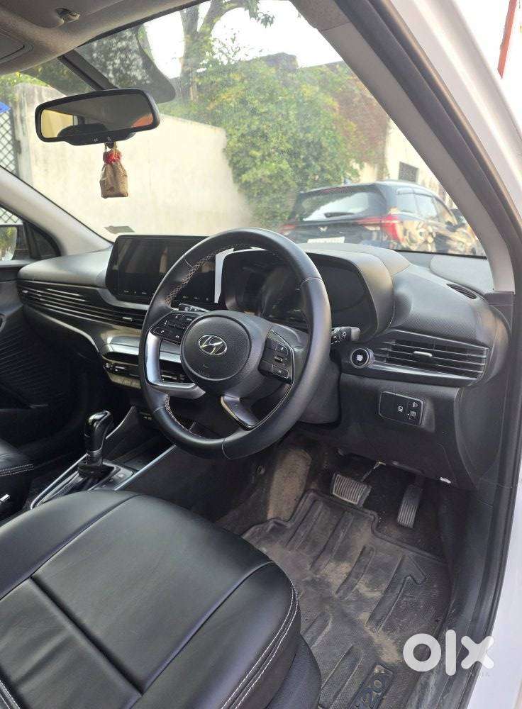 Hyundai I20 1.4 Asta (o) At With Sunroof, 2021, Petrol