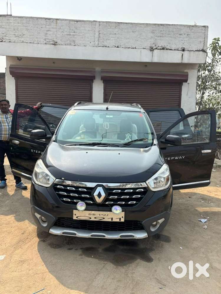 Renault Lodgy 2015 Diesel Well Maintained