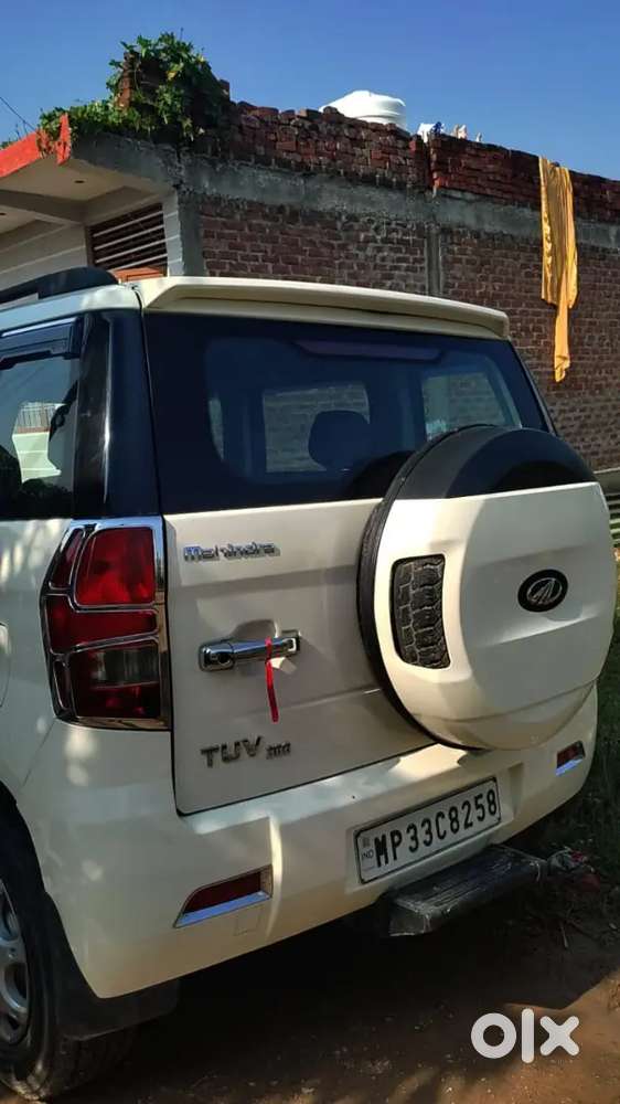 Turbo Diesel 7 Seater  22+ Milage Tyre Battery New With Warranty Card