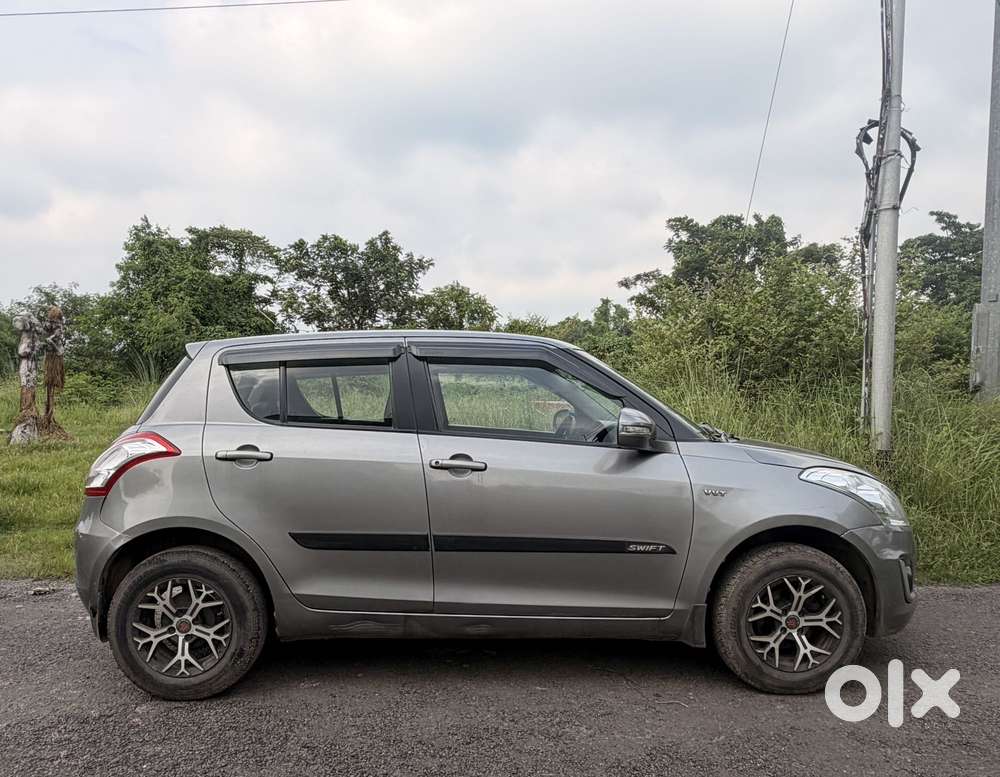 Maruti Suzuki Swift Vxi, 2015, Petrol