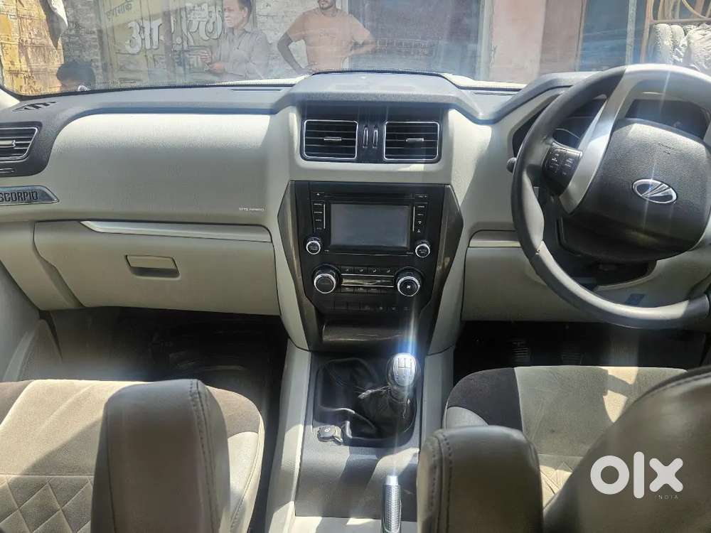 Mahindra Scorpio 2016
