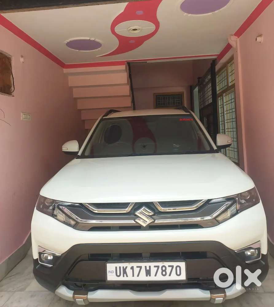 Maruti Suzuki Brezza 2024 Petrol 35000 Km Driven
