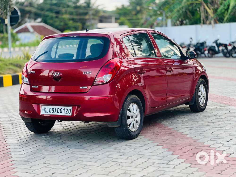 Hyundai I20 Sportz 1.4 Crdi 6 Speed Bs-iv, 2012, Diesel