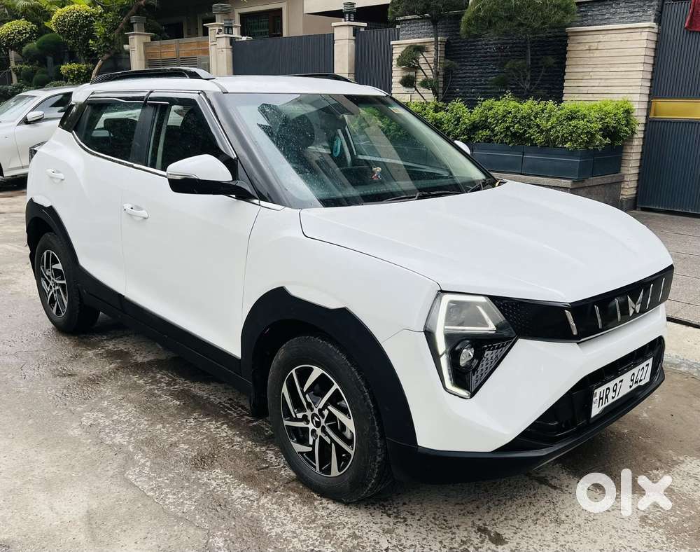 Mahindra Xuv 3xo Ax5 Ds Mt, 2025, Diesel