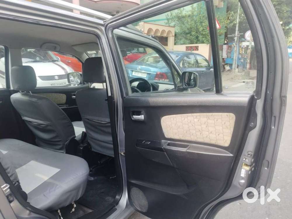 Maruti Suzuki Wagon R Amt Vxi Plus, 2017, Petrol