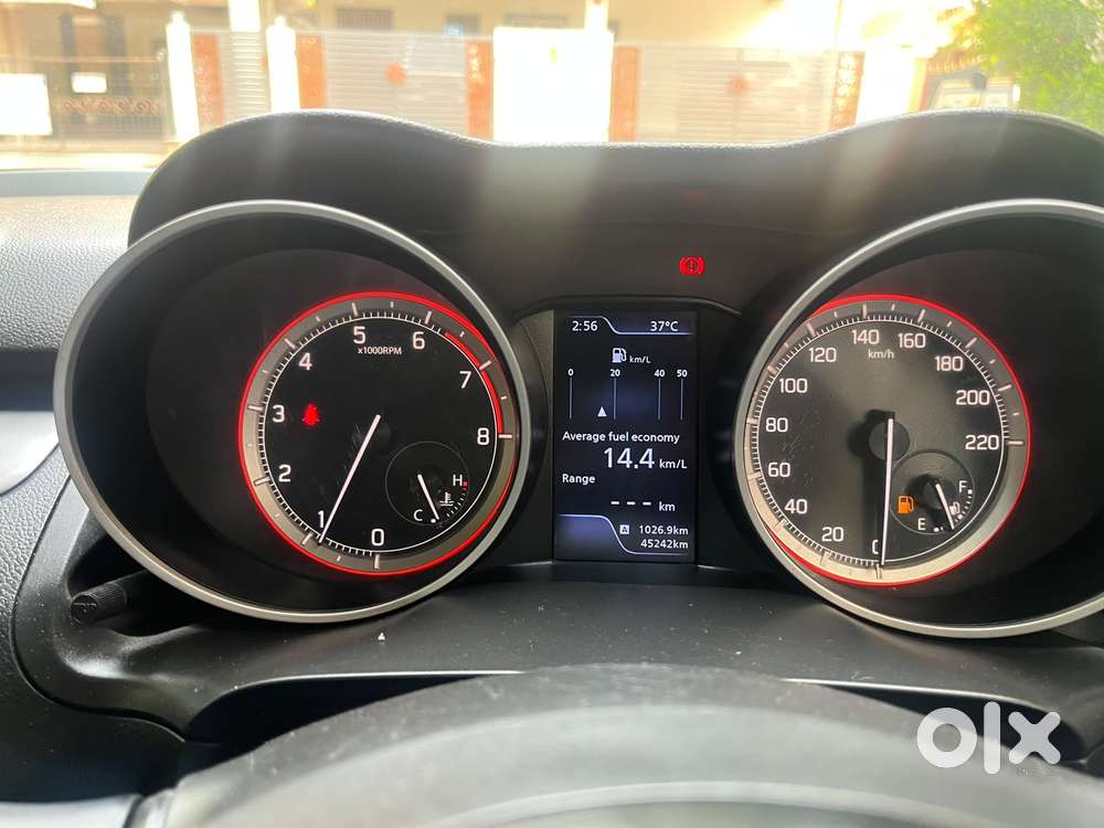 Maruti Suzuki Swift Zxi Plus, 2022, Petrol