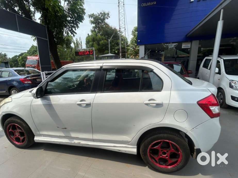 Maruti Suzuki Dzire 1.2 Zxi, 2014, Petrol