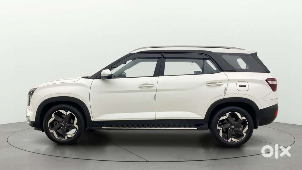 Hyundai Alcazar 2.0 Signature (o) Petrol At 7 Str, 2022, Petrol