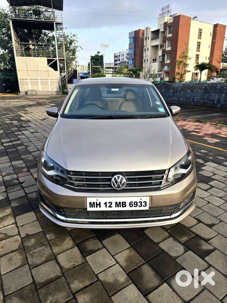 Volkswagen Vento 1.2 Tsi Highline Plus At, 2015, Petrol