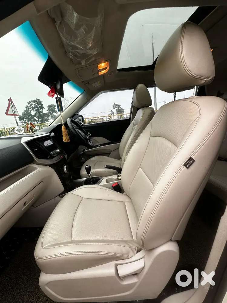 Xuv300 W8 (o)