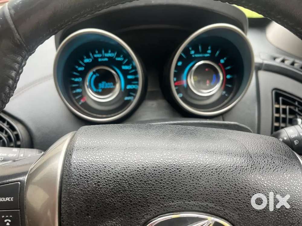 Xuv 500 Awd W11 Urgent To Sell