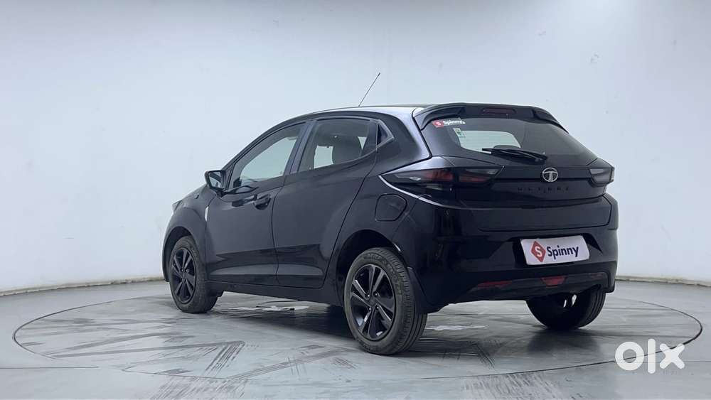 Tata Altroz 1.2 Xz Plus Dark Edition, 2023, Petrol