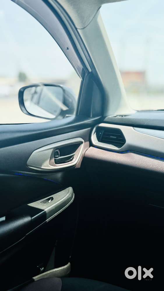 Maruti Suzuki Fronx Delta Plus 1.2l Ags, 2023, Petrol