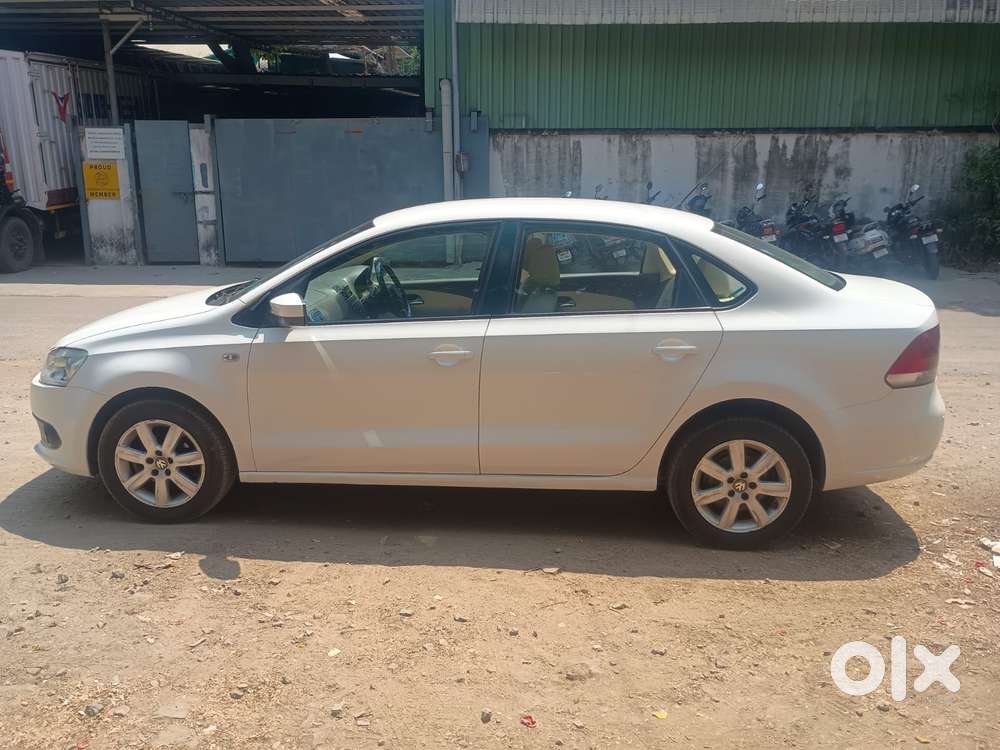 Volkswagen Vento 1.6 Highline, 2011, Petrol