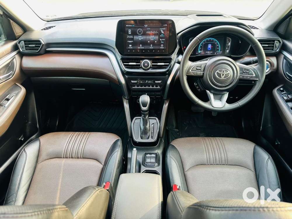 Toyota Urban Cruiser Hyryder 1.5 V Hybrid, 2024, Petrol