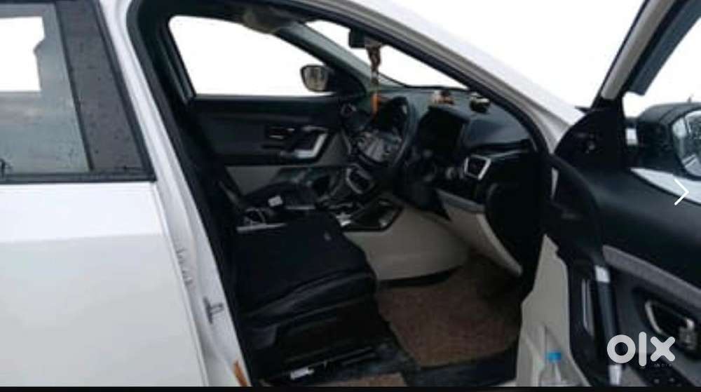 Tata Safari Diesel 2025