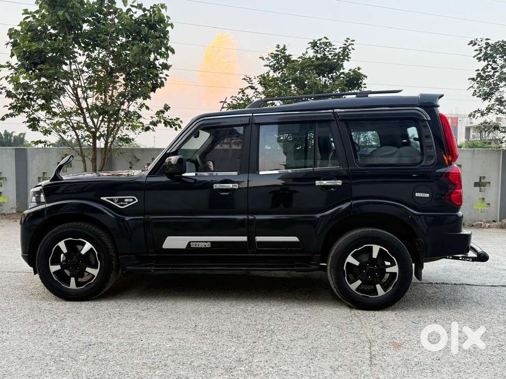 Mahindra Scorpio Classic 2.2 S 11 Mt 7 Str, 2023, Diesel