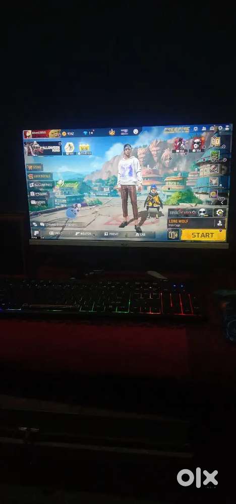 Gaming pc with 22 inch 4k monitor