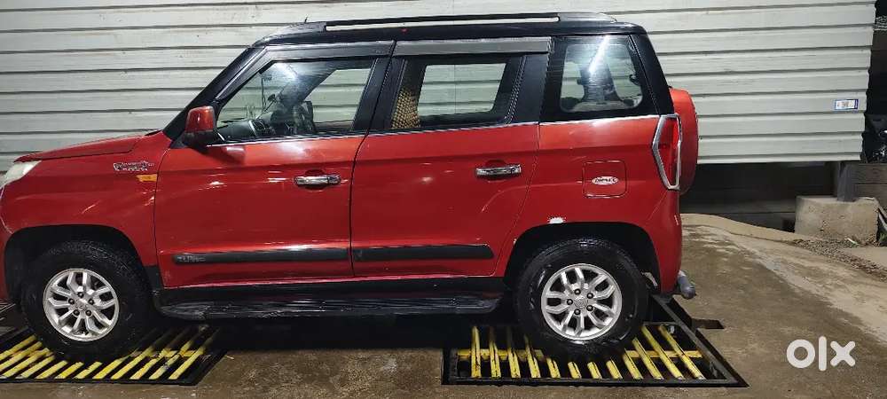 Mahindra Tuv 300 2017 Diesel 274900 Km Driven