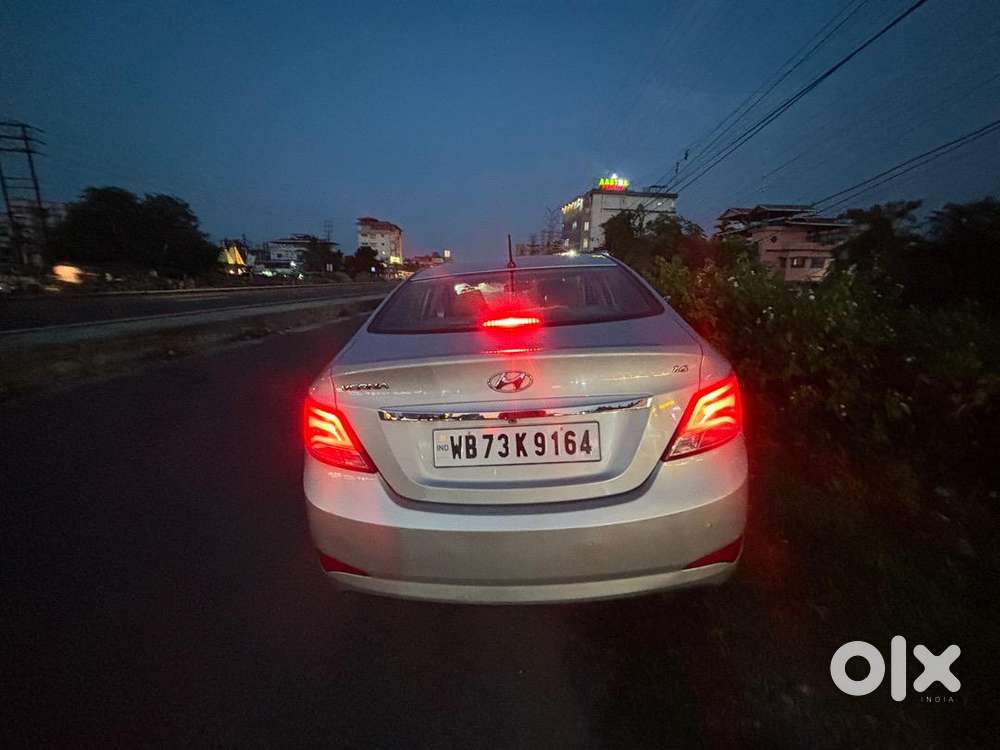 Hyundai Verna 2015 Petrol 74500 Km Driven