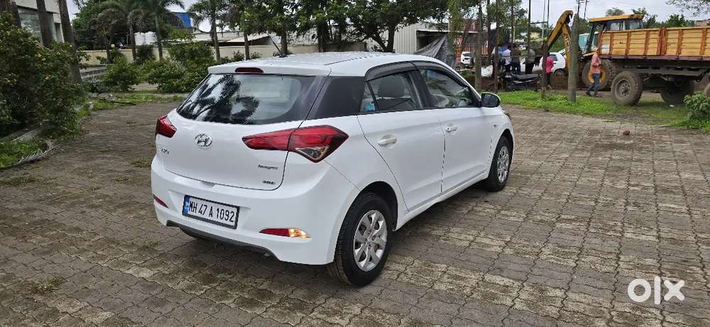 Hyundai I20 Magna Petrol 2015