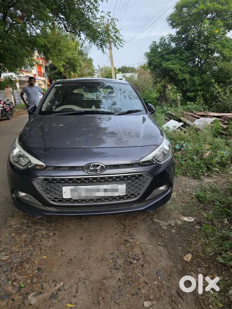 Direct Owner Sale: 2015 Hyundai Elite I20 Asta Diesel (top-end)