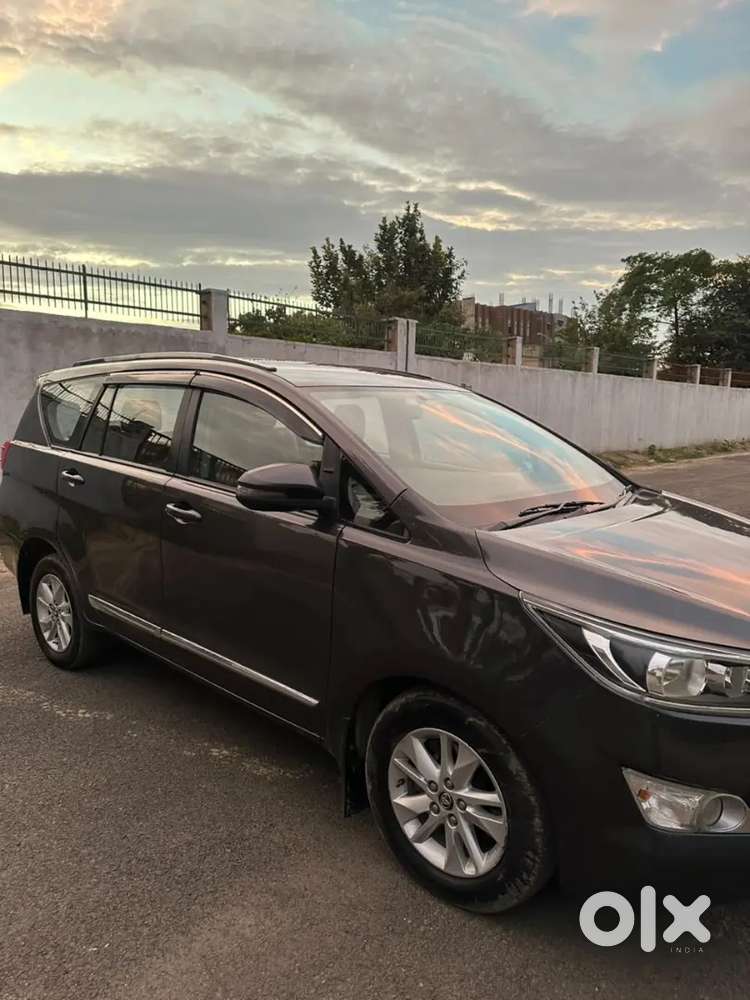 Toyota Innova Crysta 2018