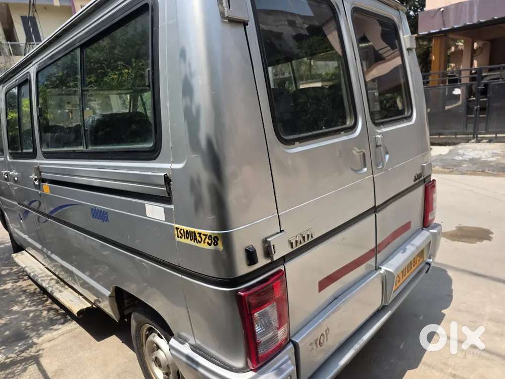 Tata Winger 13+1