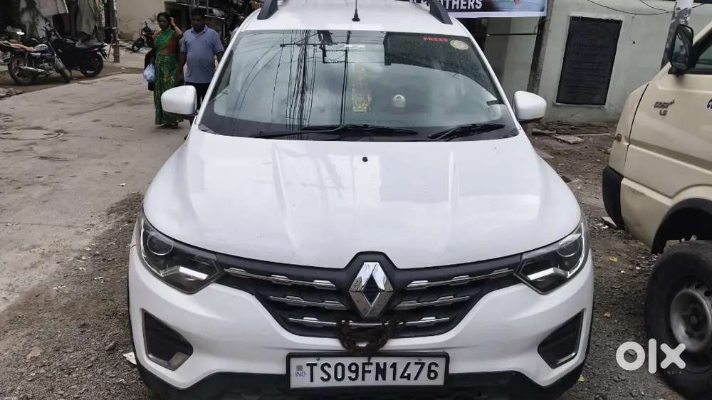 Renault Triber Rxz 2020 Petrol Automatic