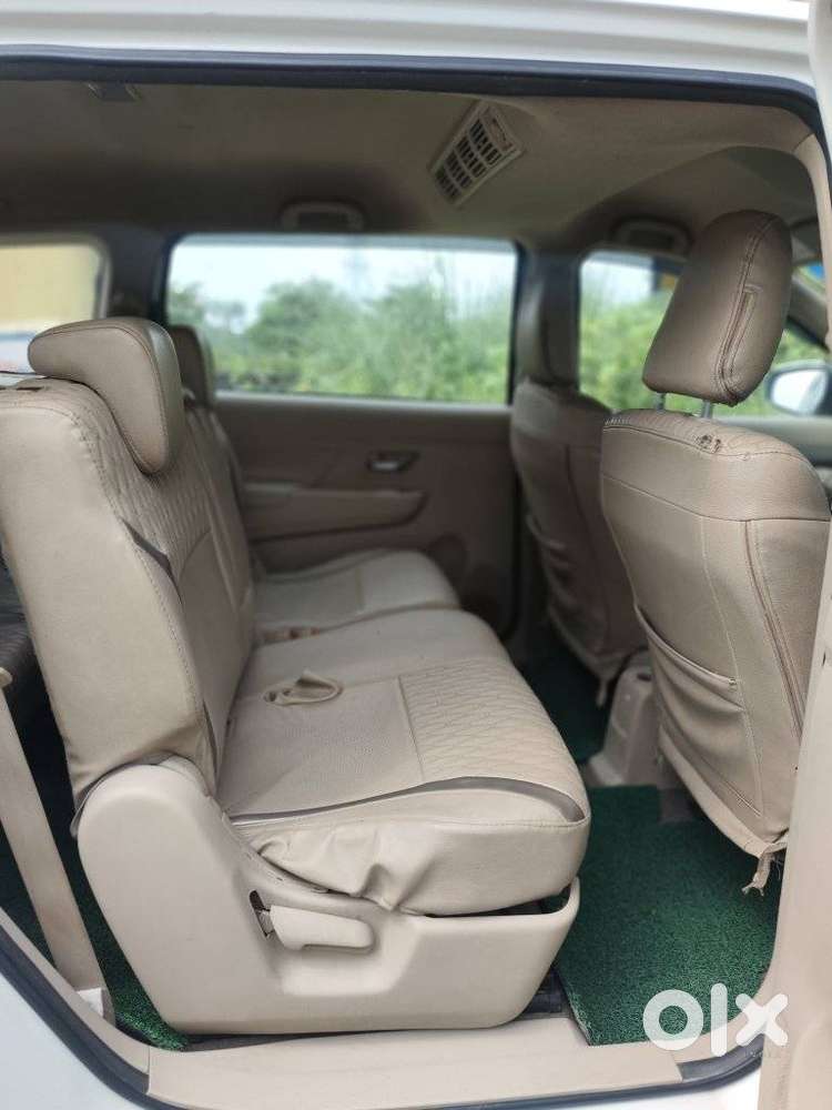 Maruti Suzuki Ertiga 1.5 Vxi, 2022, Petrol