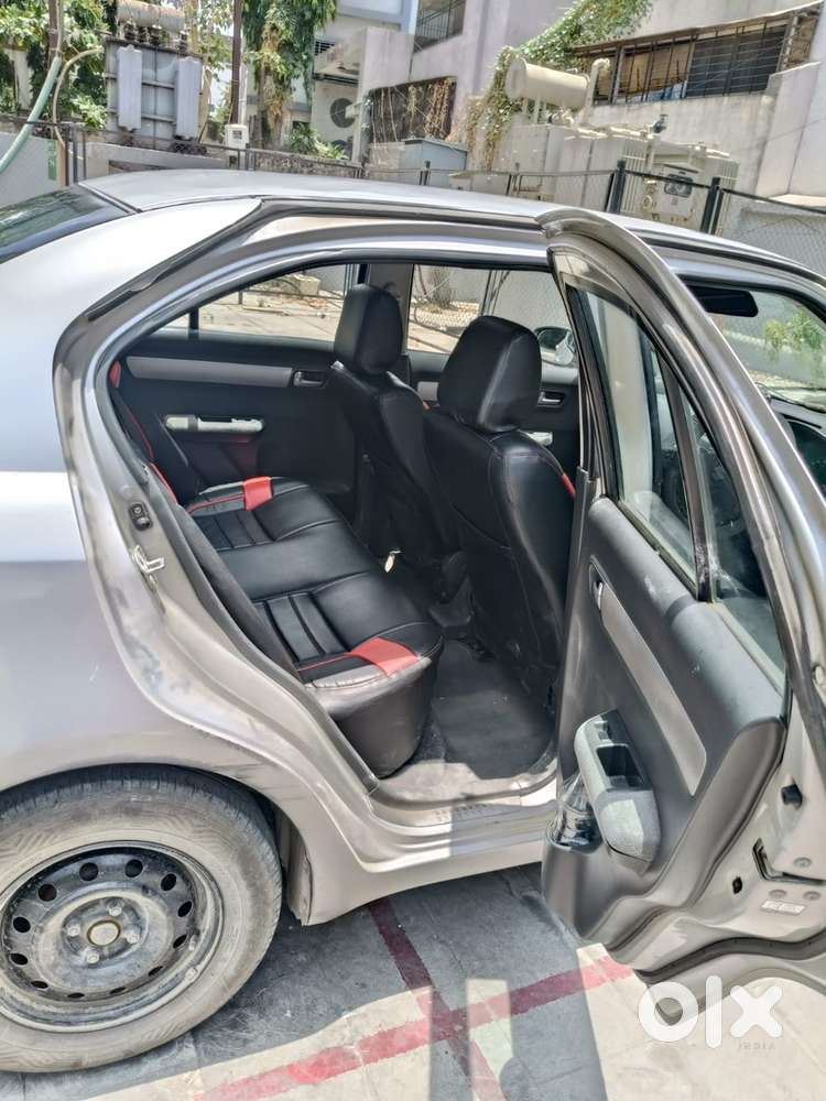 Maruti Suzuki Dzire 2009 Car Cng
