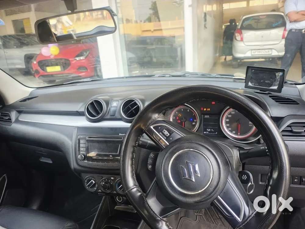 Maruti Suzuki Swift 2020 Petrol 76400 Km Driven
