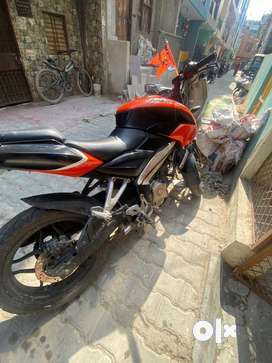 Ns 200 deals second hand olx