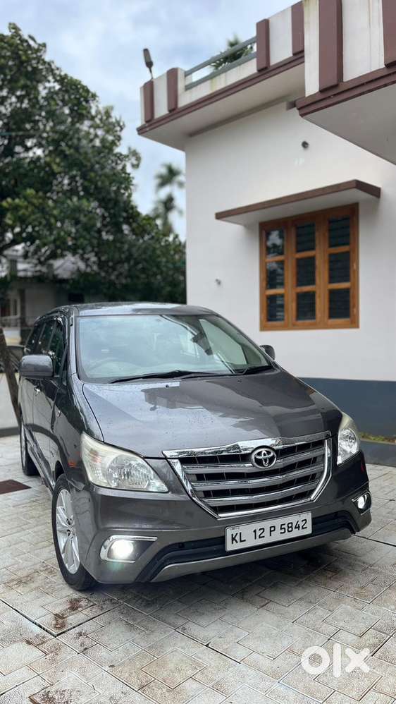 Toyota Innova Diesel 2013
