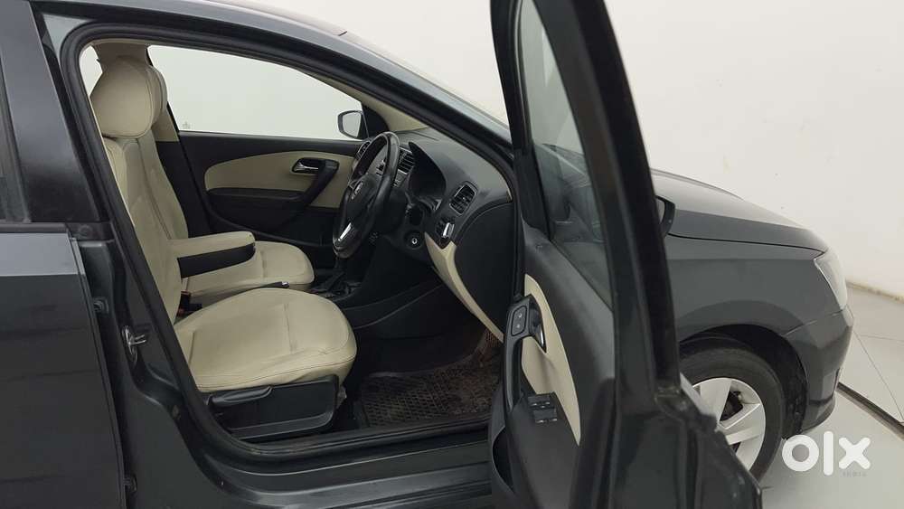 Skoda Rapid 1.6 Mpi At Style, 2017, Petrol