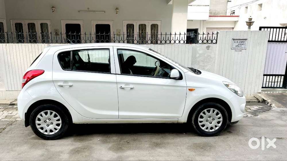 Hyundai I20 2011 Petrol Well Maintained