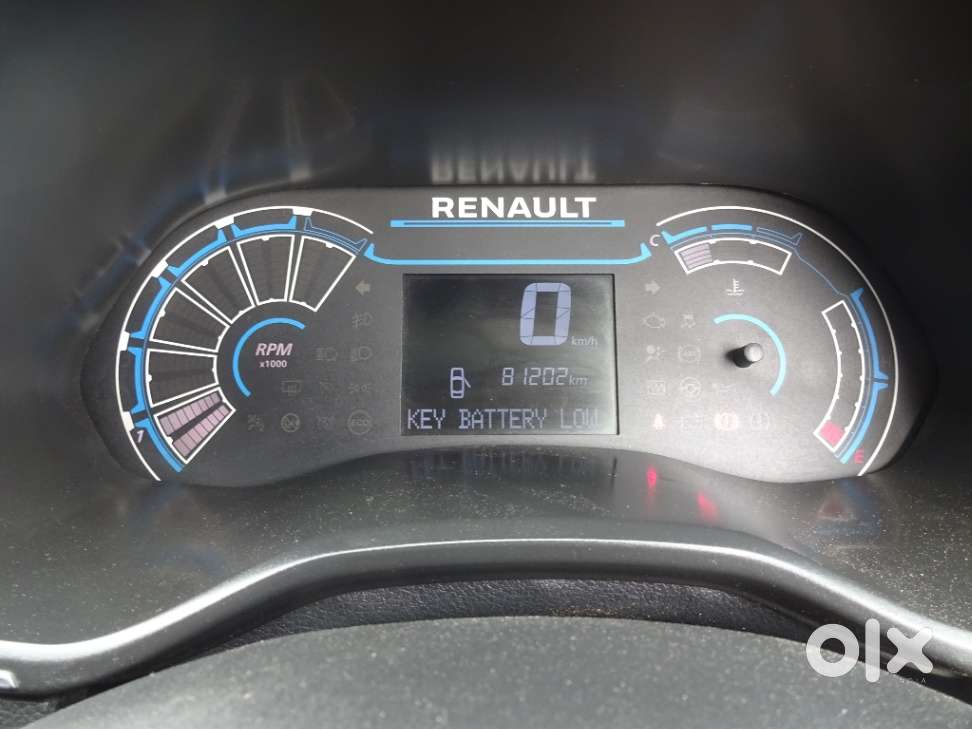 Renault Triber Rxz, 2020, Petrol