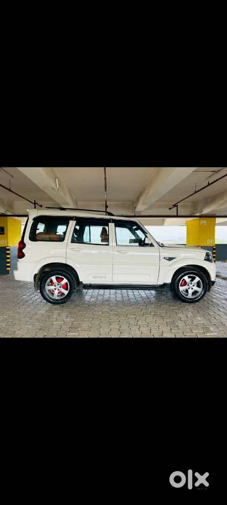 Mahindra Scorpio