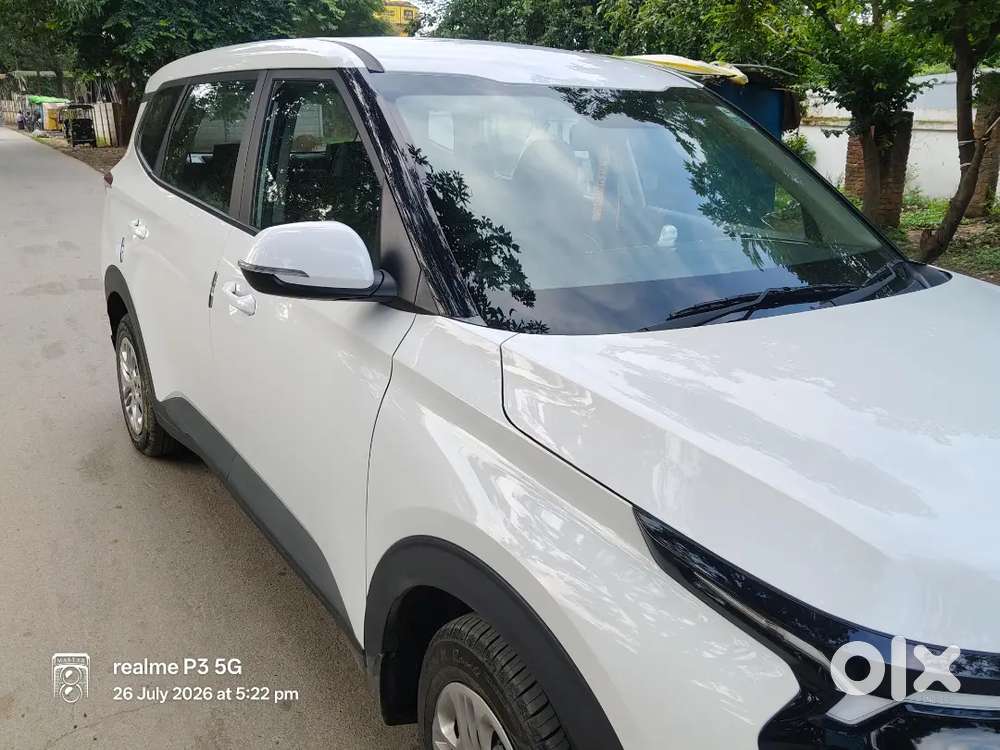 Kia Carens Premium Petrol Manual 2025 Car