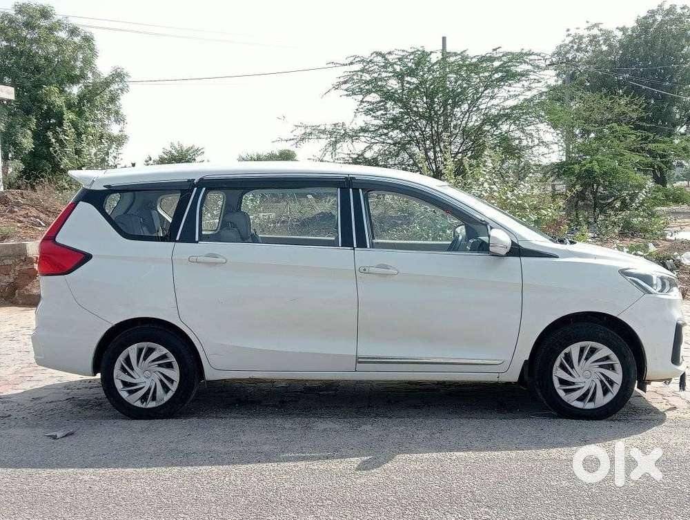 Maruti Suzuki Ertiga Vxi (o) Cng, 2024, Petrol
