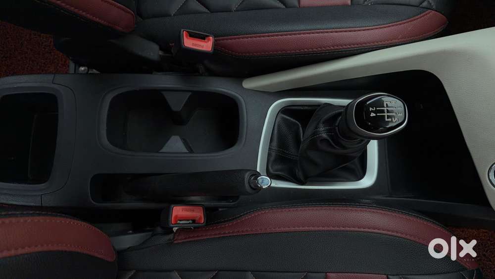 Nissan Magnite 1.0 Xv, 2023, Petrol