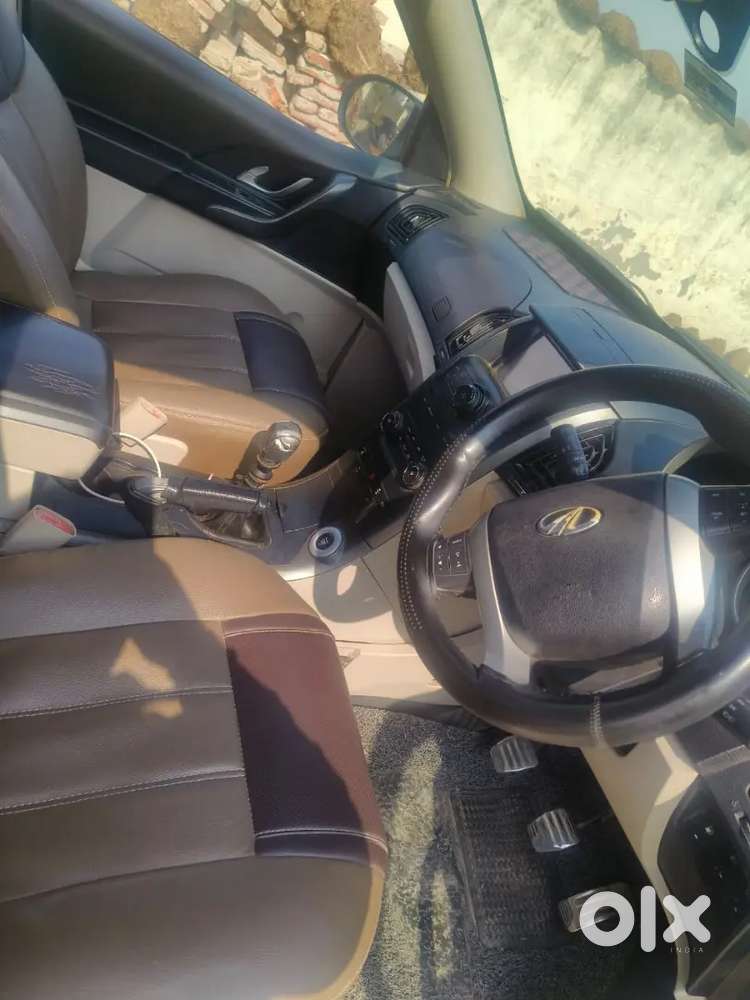 Xuv 500 W10