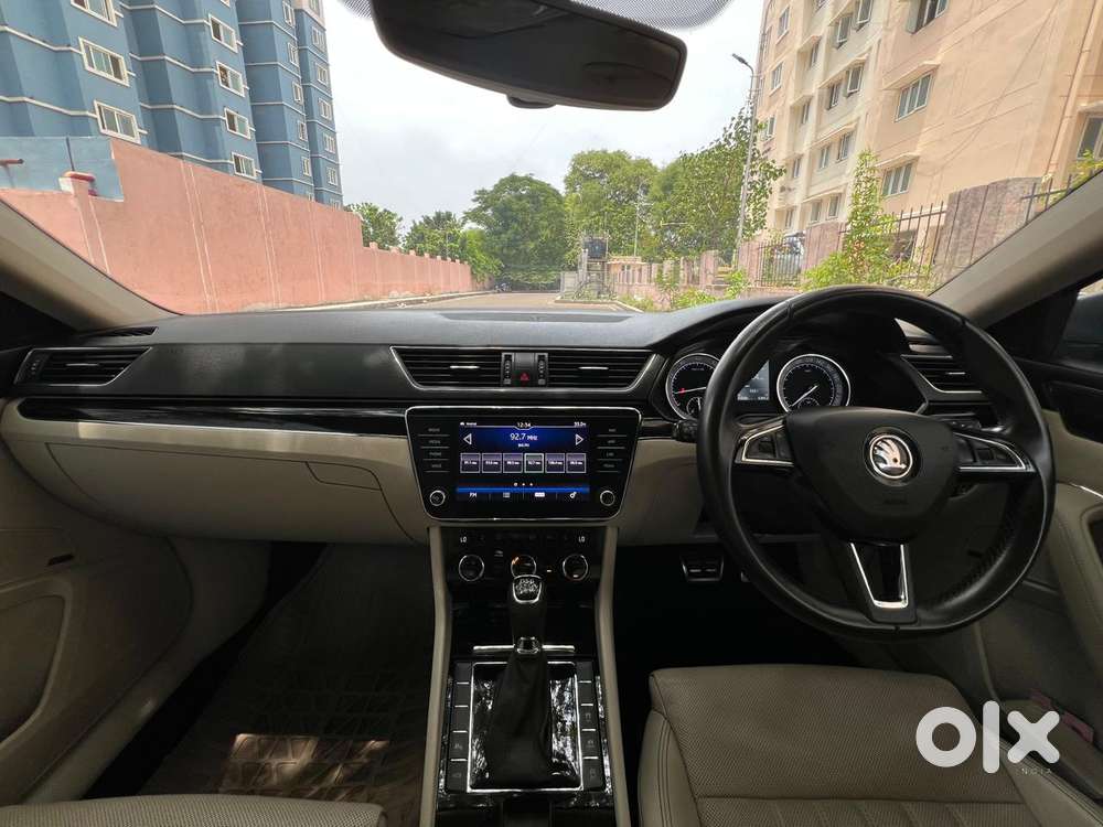 Skoda Superb 2.0 L&k Tsi At, 2020, Petrol