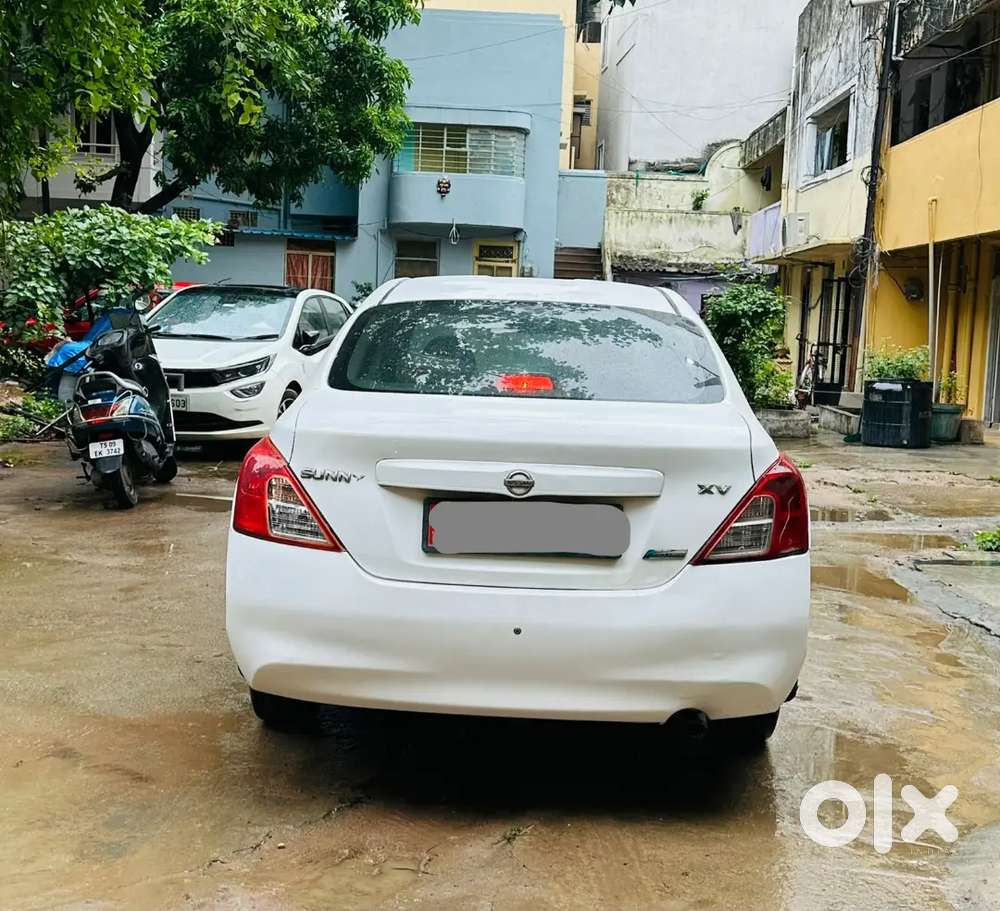 Nissan Sunny 2012 Diesel Car