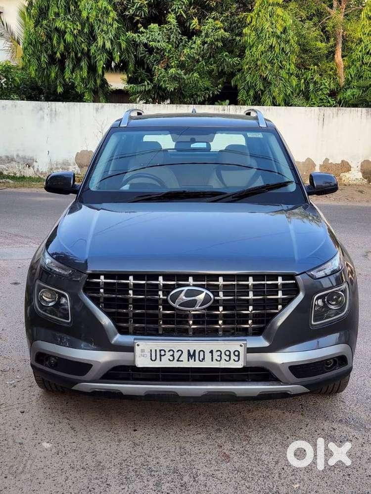 Hyundai Venue Sx Dual Tone, 2022, Diesel