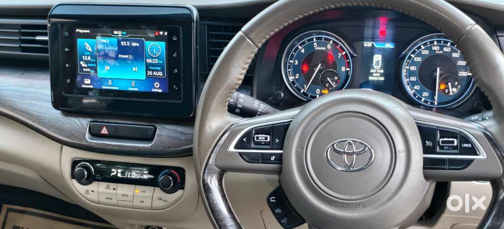 Toyota Rumion V Mt, 2023, Petrol