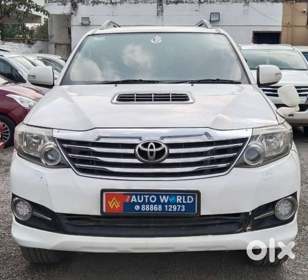 Toyota Fortuner 3.0 4x2 Mt, 2014, Diesel