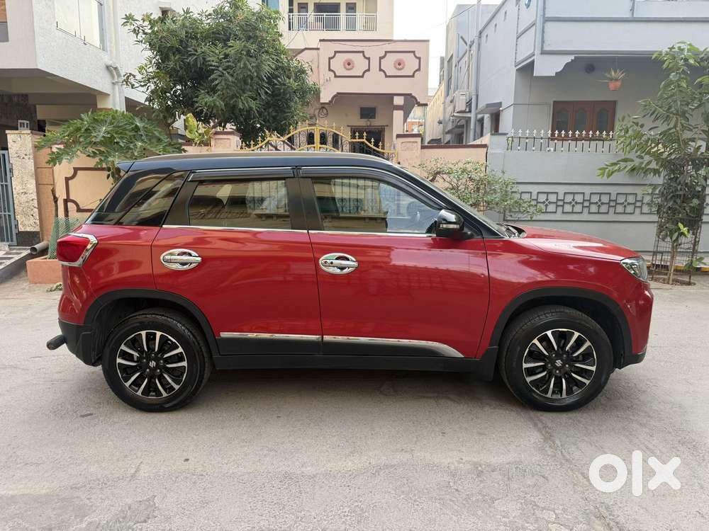 Maruti Suzuki Brezza 1.5 Zxi Plus Smart Hybrid Dual Tone, 2022, Petr..