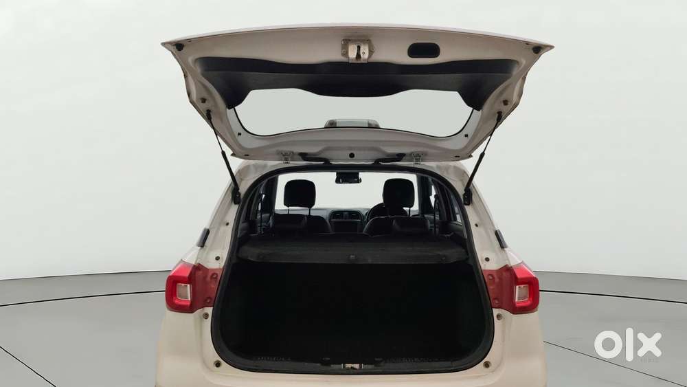 Maruti Suzuki Vitara Brezza 1.5 Zxi At, 2020, Petrol