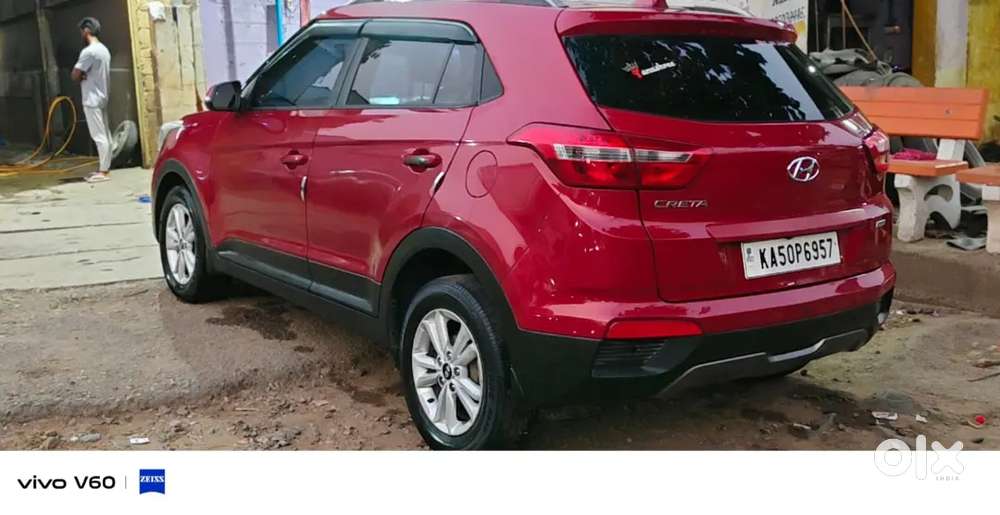 Hyundai Creta Sx 02 Nd Owner Insurance Running